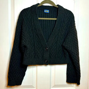 EUC LHD women’s grey cropped cardigan size small